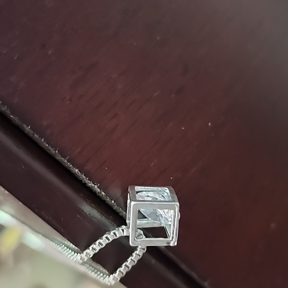 ⚫️Simulated Diamond  Cage Necklace - Picture 4 of 9
